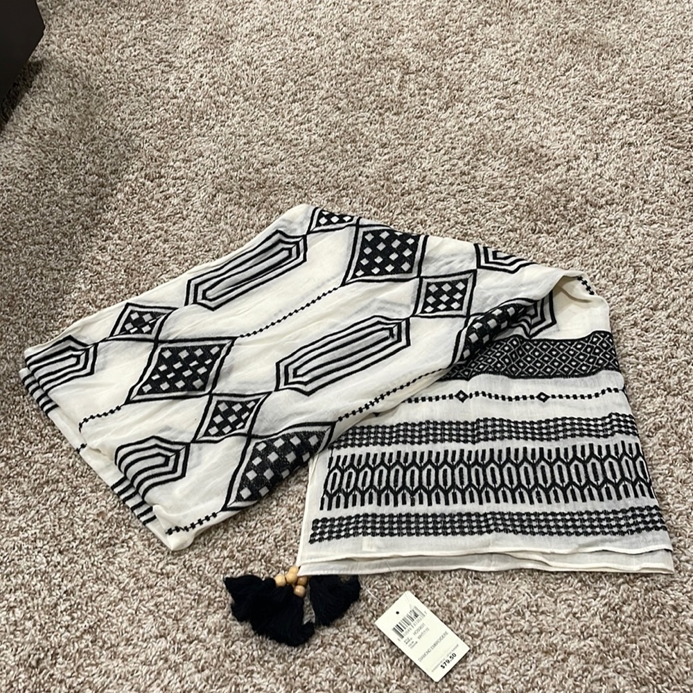 NEVER WORN: Lucky Brand Embroidered Scarf